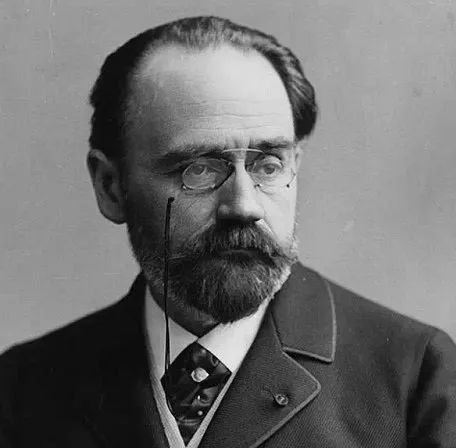 左拉：自然主义文学的灯塔与时代解剖者