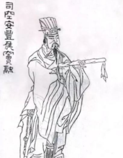 窦融：东汉风云中的战略家与家族复兴者