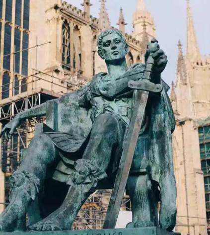 君士坦丁大帝凭什么排第一：重塑罗马与基督教的双重遗产