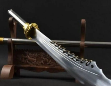 古代大刀为何缀铁环：冷兵器时代的力学智慧与心理博弈