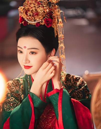 历史迷雾中的沈珍珠：一场跨越四代的帝王寻踪