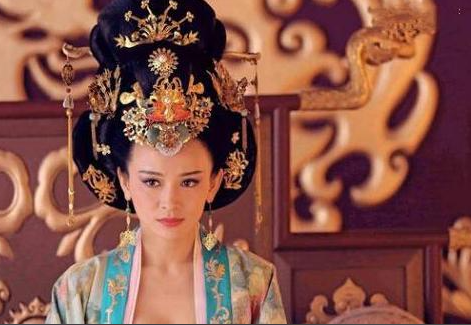 王菱：曾与李隆基患难与共，最后为何被废黜？