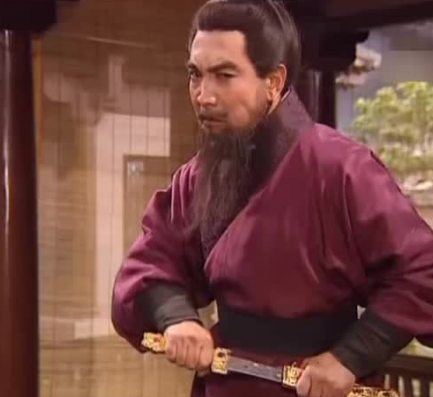 乱世双雄的命运分野：董卓与曹操的起点同途与结局殊途