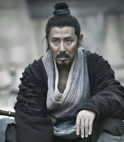 刘邦多妻与项羽独宠：楚汉双雄的情感逻辑与政治密码