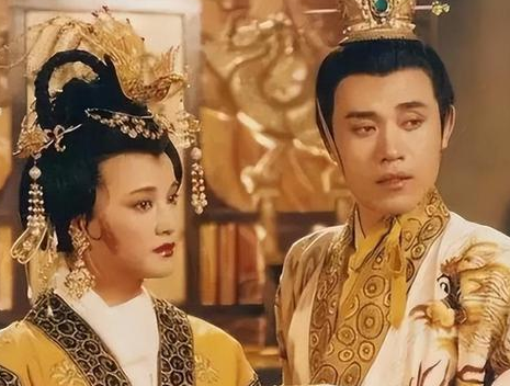 唐隆政变后李隆基杀上官婉儿：权力博弈下的必然抉择