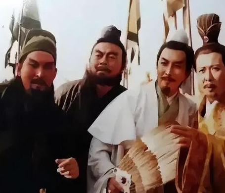 荆州烽烟：诸葛亮与蜀汉群臣对关羽败亡的复杂反应与历史真相