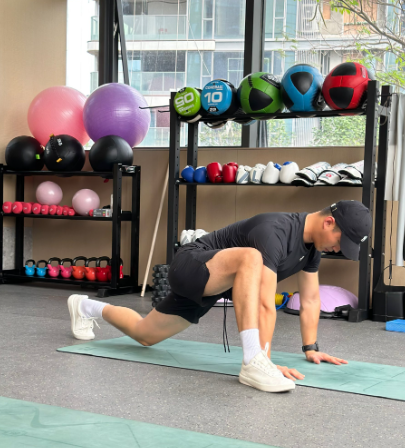 运动后科学拉伸指南:从原理到动作的全流程解析