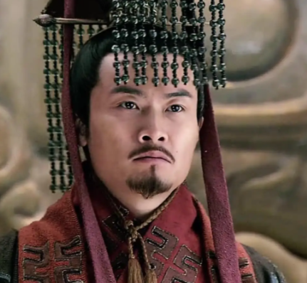 权谋与血统的双重博弈：曹操立曹丕为储的深层逻辑