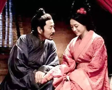 权力真空下的血腥博弈：刘邦死后吕雉的秘不发丧与权力清洗