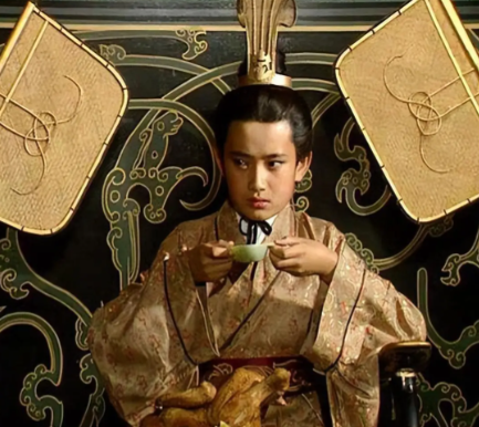 权臣博弈下的意外登基：孙休如何从隐士到帝王