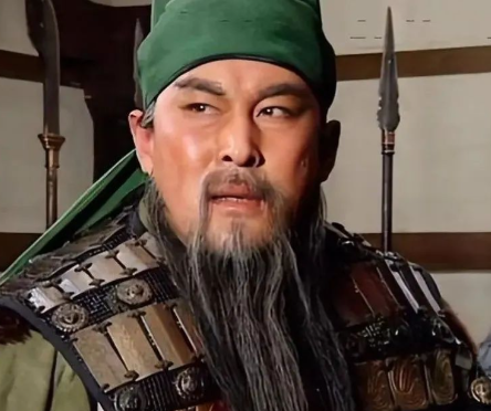 军令如山下的权谋：诸葛亮为何对关羽“网开一面”