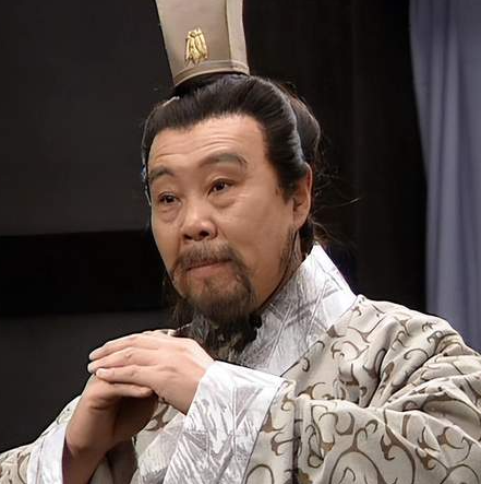 孔融：从“让梨神童”到“乱世狂士”的道德裂变