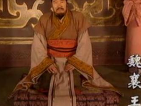 魏襄王：乱世棋局中的“庸主标本”与权力困局