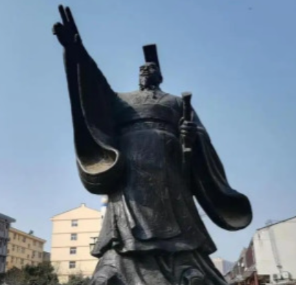 秦德公：春秋乱世中以德立国的战略家