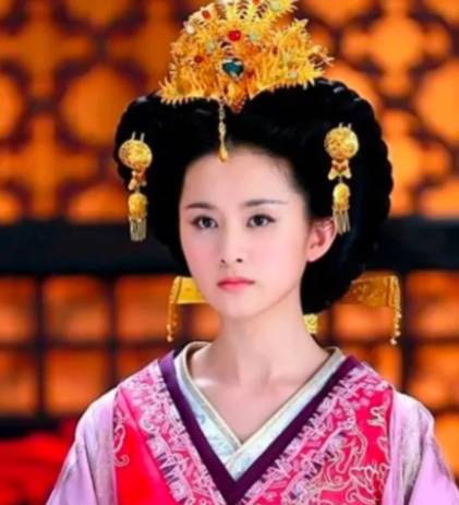 金屋梦碎：汉武帝废黜陈皇后的多重权力密码