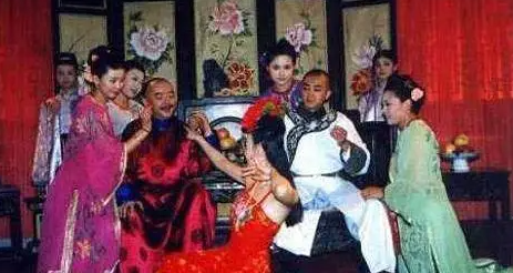 和珅妻妾之谜：数量与命运的交织