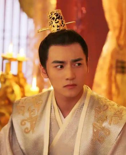 宇文赟：从鲜卑贵族到荒淫暴君的陨落之路