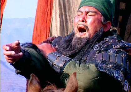 败走荆州：关羽的困局与绕圈之谜