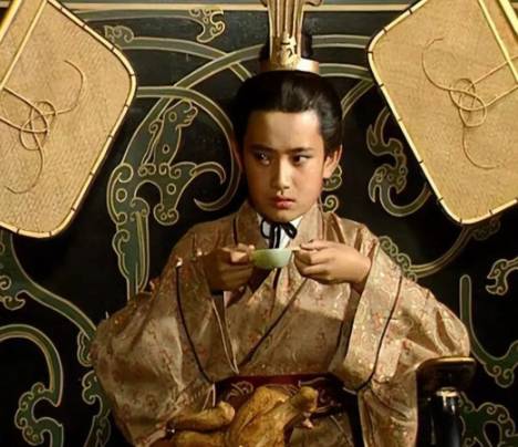 孙休：从避世藩王到东吴帝位的意外转折