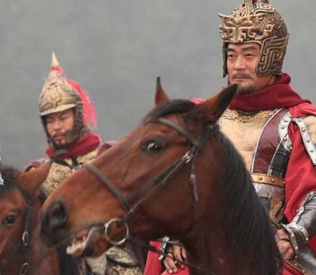 史万宝：黑社会老大到大将军的小混混发迹史