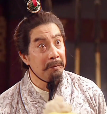 袁术称帝速亡：野心膨胀下的权力幻灭