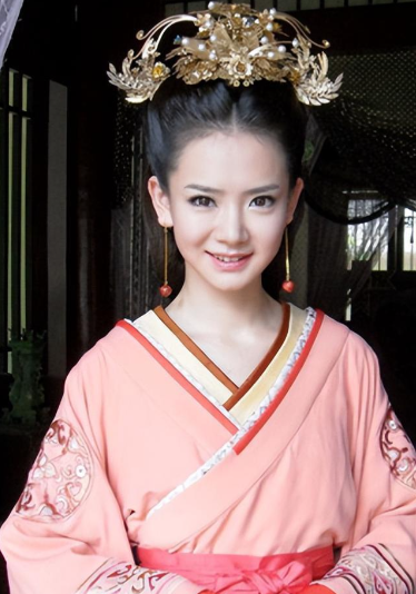 权谋漩涡中的幸存者：馆陶公主的生存智慧与历史局限