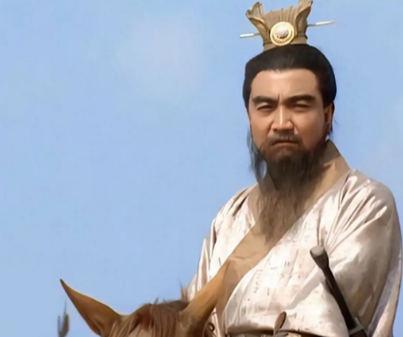 曹操：从忠汉少年到乱世枭雄的蜕变之路