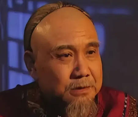 佟国维的“双面棋局”：支持八阿哥与善终背后的政治智慧