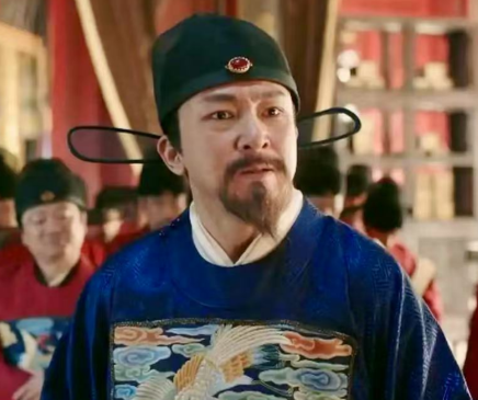 明朝名臣、民族英雄于谦：铁骨铮铮护家国，清廉刚正照千秋