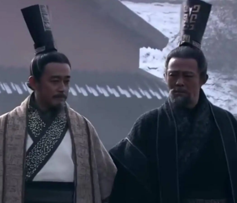 权谋漩涡中的商鞅之死：秦惠王杀伐背后的政治逻辑与历史惯性