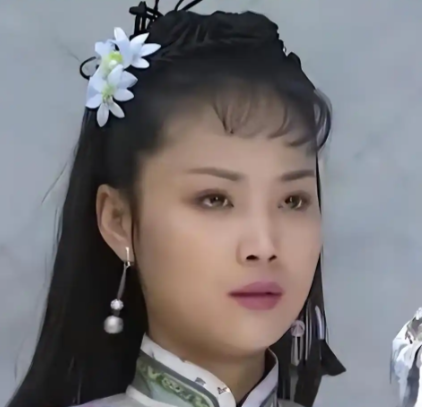 苏麻喇姑：以侍女之身享嫔礼厚葬的传奇