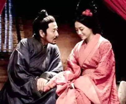 权谋棋局中的无奈之选：刘邦托权吕雉的深层剖析