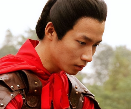 七百铁骑破楼兰，一朝巫蛊族湮灭：赵破奴的命运沉浮