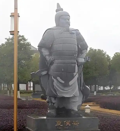 驭车定鼎：夏侯婴——西汉开国的“车神”与守护者