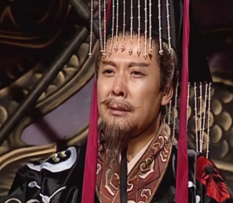 乱世浮萍得敬重：刘备早期受尊之因探析