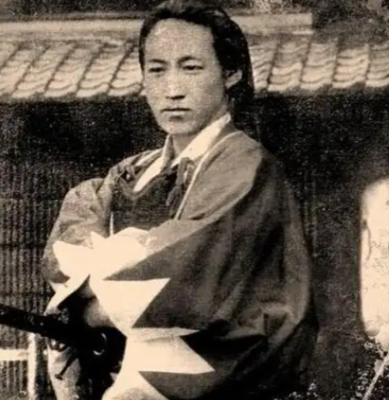 土方岁三：铁血副长背后的柔情与遗憾