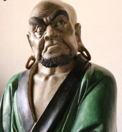 阿罗汉与佛：修行果位的分野与精神境界的超越