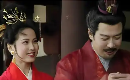 政治联姻下的“无嗣之谜”：刘备与孙尚香为何没有亲生后代？