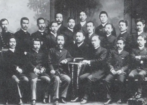 破茧成蝶：明治维新重塑日本之路