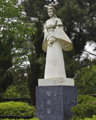 阴丽华与阴识：同根不同脉的东汉兄妹传奇