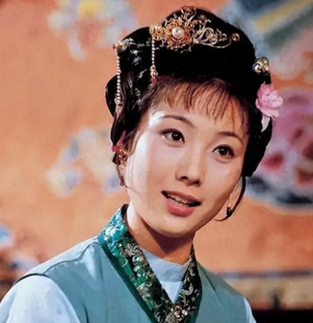 烈骨柔魂映红楼：金鸳鸯人物形象的多维解构