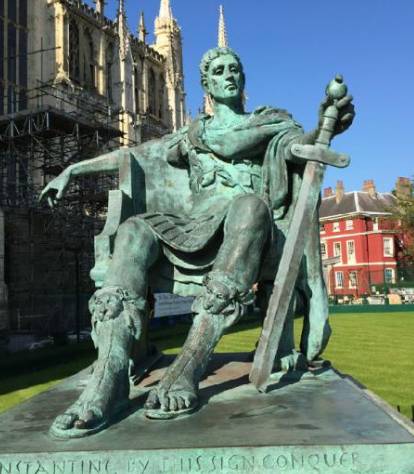 跨越时空的两位帝王：君士坦丁大帝与秦始皇的统治艺术与历史遗产