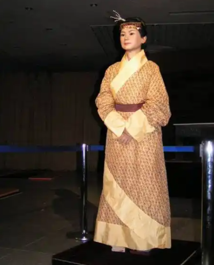 马王堆女尸身份之谜：千年谜团终解，确为辛追夫人