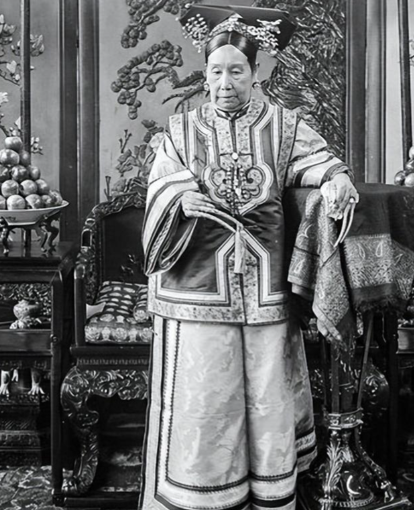 慈禧46岁小产：孩子父亲身份之谜与历史迷雾