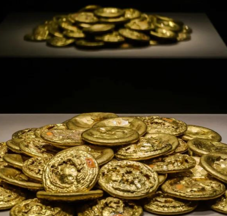 黄金之贵：古代智慧与自然馈赠的交融