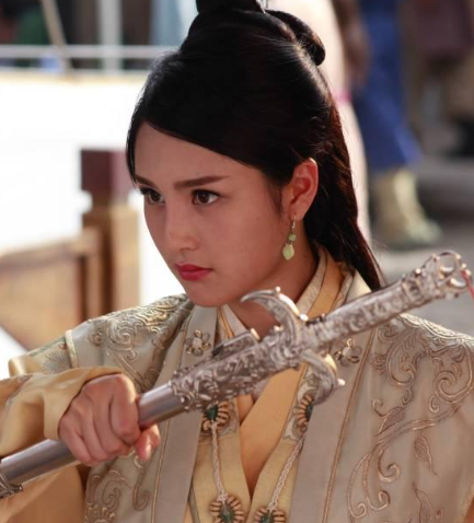 探寻杨容姬之美：历史与文学交织的答案