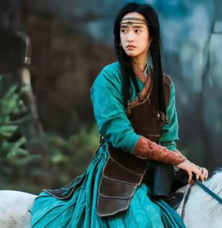 草原玫瑰的悲歌：华筝背后的历史原型探秘