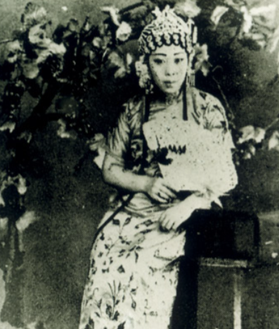 越剧四小名旦：梨园星辉映古今