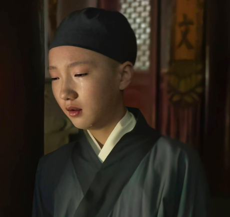 红楼迷雾中的性别真相：智能儿实为女儿身