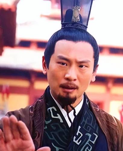 汉武帝刘彻为何未诛杀田蚡：权力制衡与亲情羁绊的双重考量